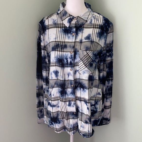 C&C California Tops - C&C California blue tie dye plaid flannel